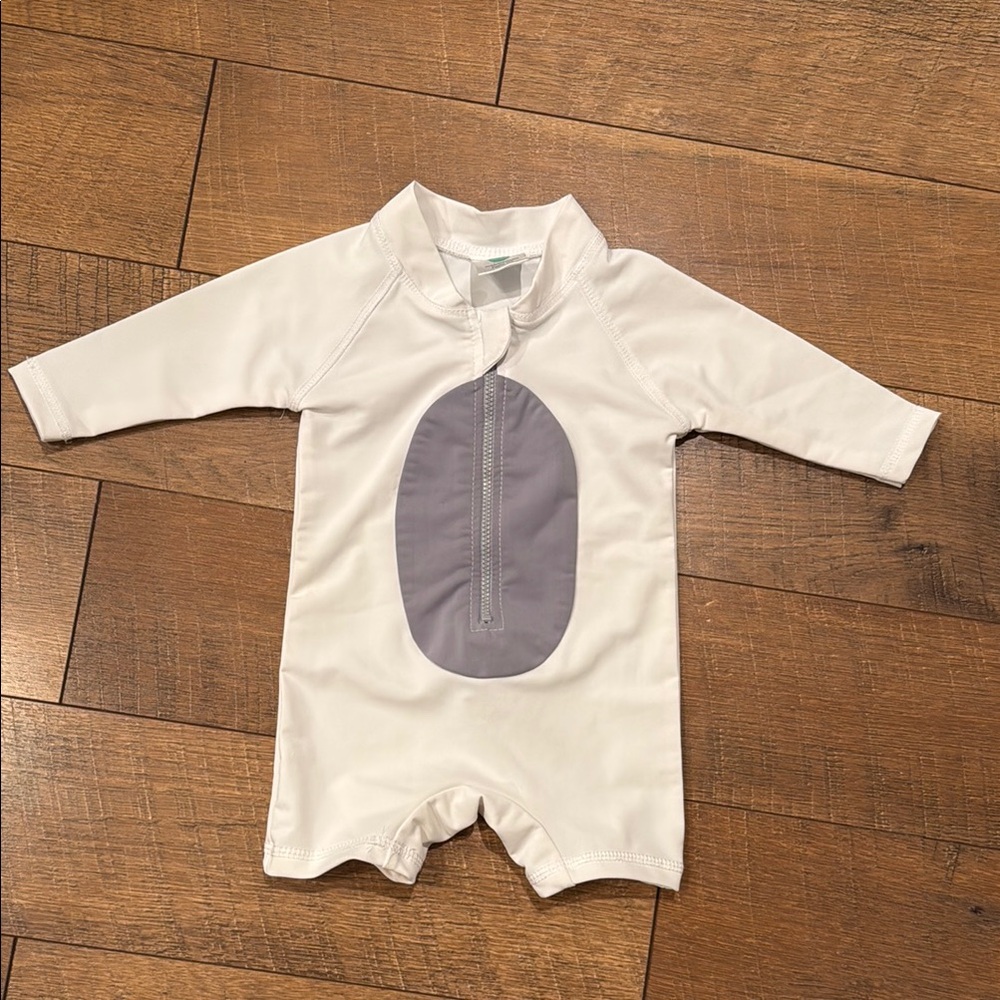 Cuddle Club White and Gray Swim Rashguard